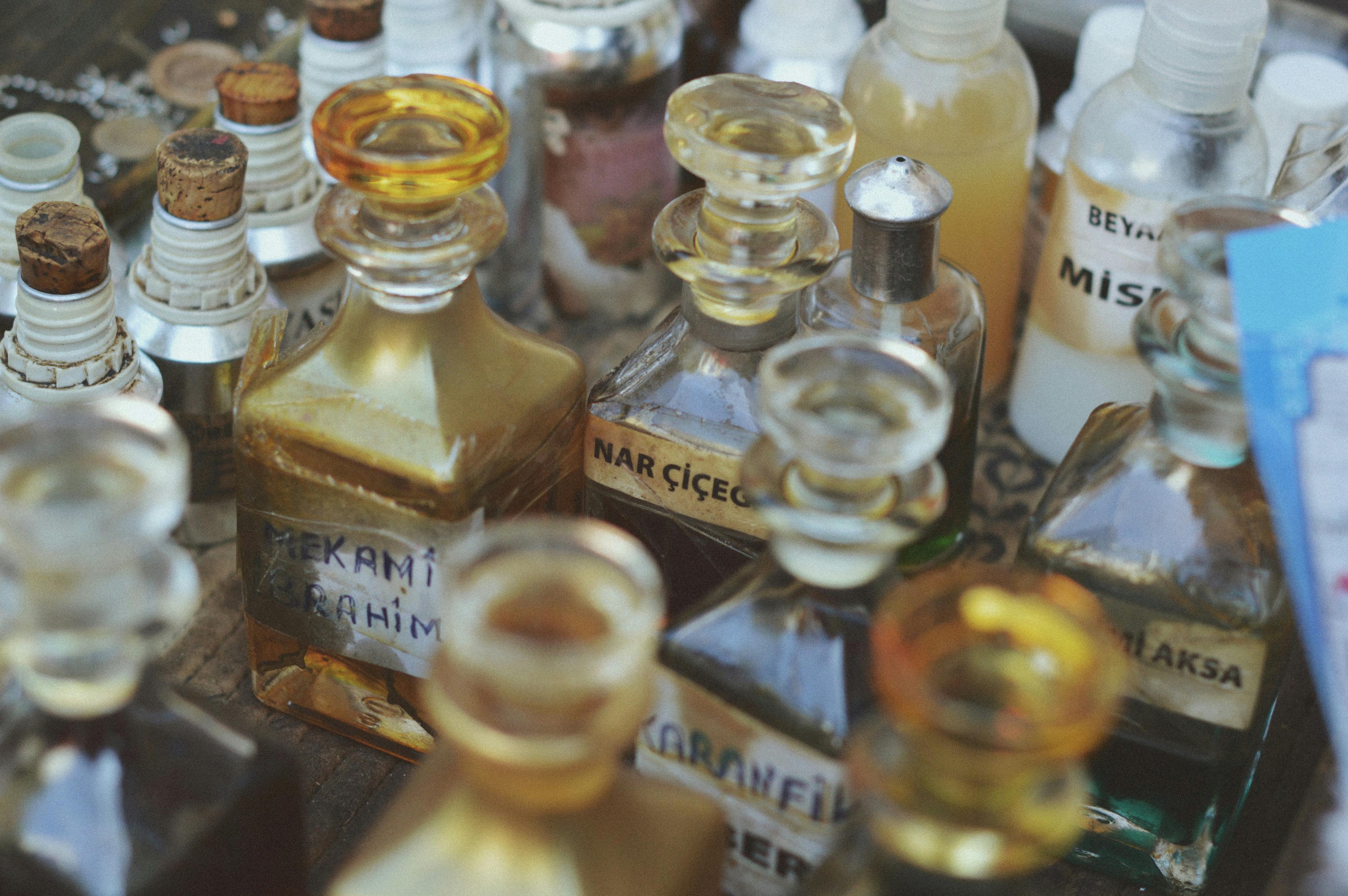 Perfumes & fragrance trading
