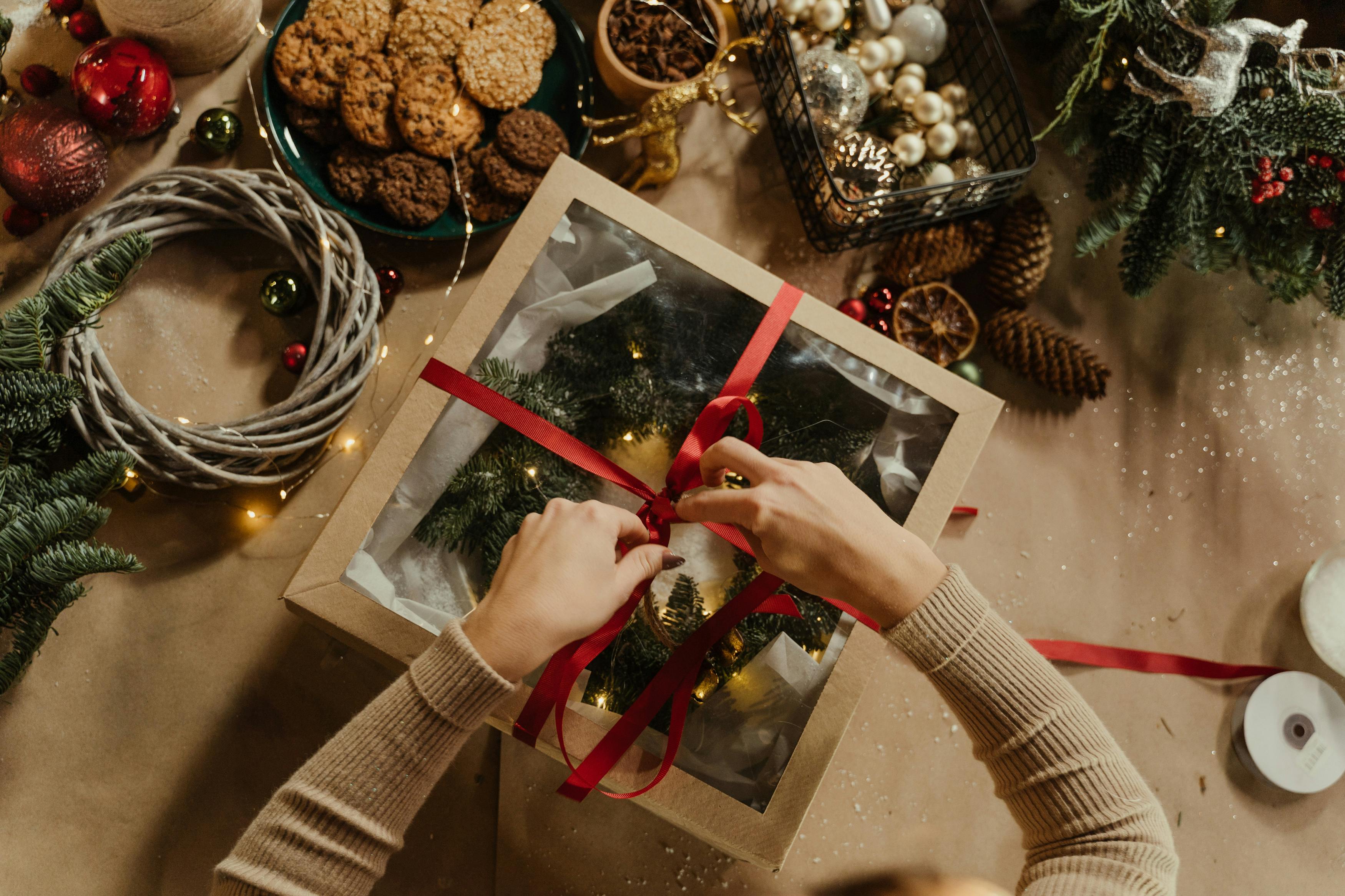 Gifts trading and wholesale gift supply